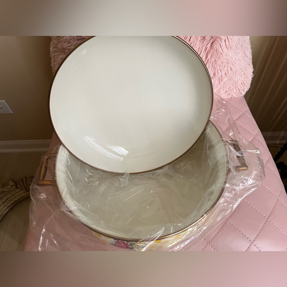 Mackenzie-Childs NWT Retired Buttercup 5 QT Casserole 💕 - Picture 4 of 7
